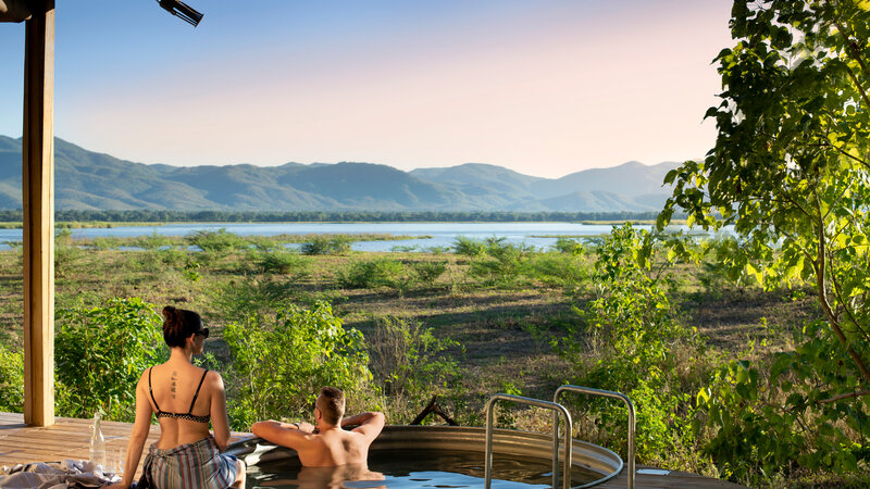 Zimbabwe-Mana Pools National Park-Nyamatusi-koppel-bij-plunge-pool