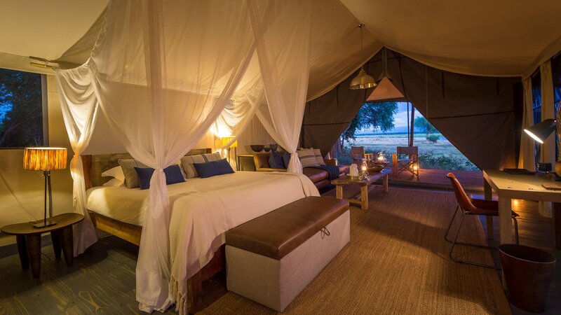 Zimbabwe-Mana-Pools-National-park-Ruckomechi-Camp-tent