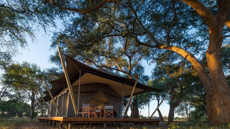 Zimbabwe-Mana-Pools-National-park-Ruckomechi-Camp-tent2