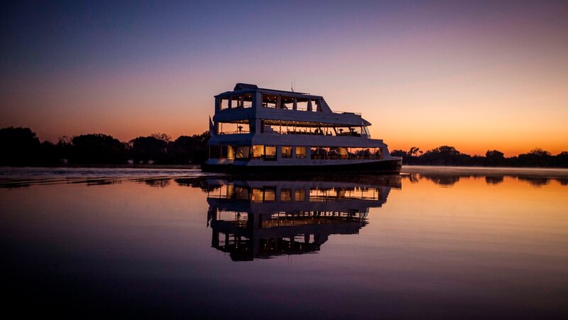 Zimbabwe-Victoria Falls- Zambezi Explorer (4)