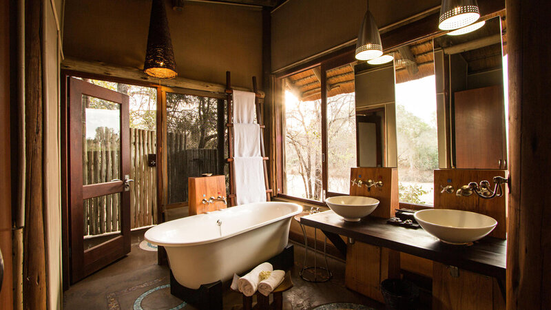 Zuid-Afrika-Kruger-Rhino-Post-Safari-Lodge-badkamer-2