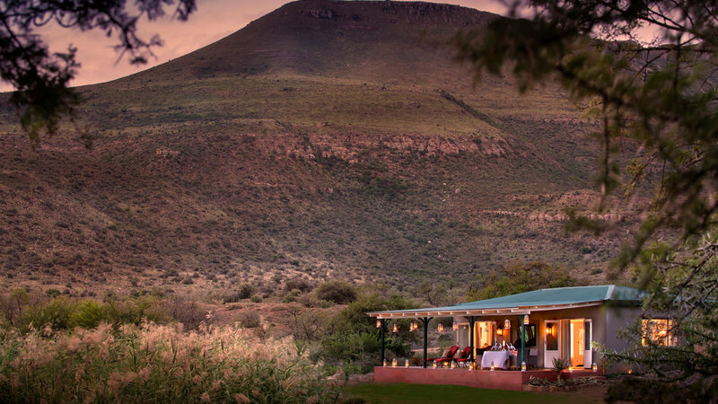 Zuid-Afrika-Tuinroute-Karoo-Samara-Karoo-Lodge-sibella-suite