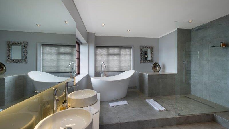Zuid-Afrika-Tuinroute-Knysna-Kanonkop-Guesthouse-executive-lagoon-suite-badkamer