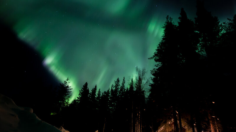 Zweden-Lapland-Harads-Loggers-Lodge-buitenaanzicht-noorderlicht