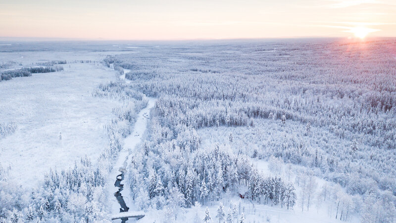 Zweden-Lapland-Harads-Loggers-Lodge-omgeving-cabin-luchtfoto