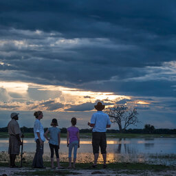 Amazing-family-safari-2