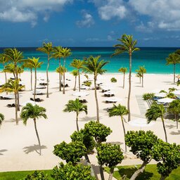 Antillen-Aruba-Bucuti-and-tara-beach-resort-strand