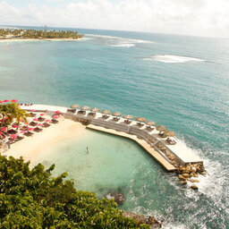 Antillen-Guadeloupe-La-Toubana-Hotel-Spa-bovenaanzicht-2