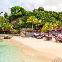 Antillen-Guadeloupe-La-Toubana-Hotel-Spa-strand-2
