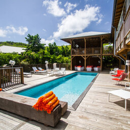 Antillen-Martinique-French-Coco-Boutique-Small-Luxury-Hotel-zwembad