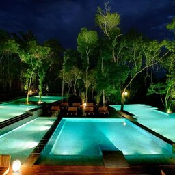 Argentinië-Iguazu-Falls-Hotels-Loi-Suites-outdoor-pool-2