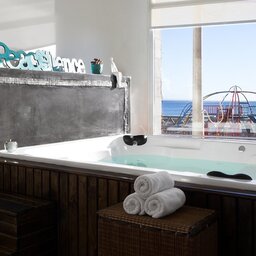 Argentinië-Puerto-Madryn-Hotels-Dazzler-Hotel-spa