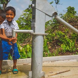 Azië-Cambodja-water-well