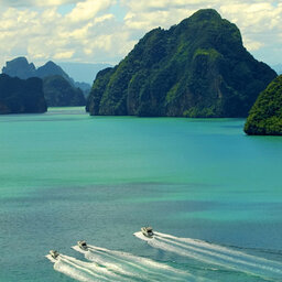 Azië-Thailand-phang-nga-bay-yacht