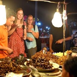 Cambodja-Siem-Reap-Excursie-Foodie-Night-Tour-by-Vespa-2