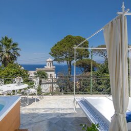 CAPRI LUXURY VILLA DAKTERRAS