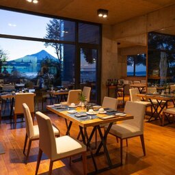 Chili-Lake-District-Hotels-Awa-restaurant