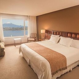 Chili-Lake-District-Hotels-Cumbres-Puerto-Varas-kamer