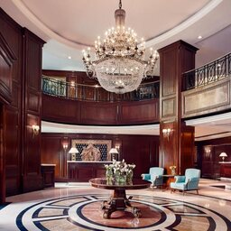 Chili-Santiago-Hotels-Ritz-Carlton-Santiago-lobby