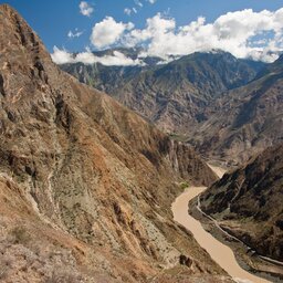 China-Yunnan-hootepunt-tiger leaping gorge1