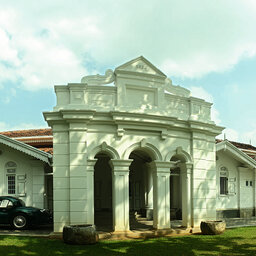 Colombo-Maniumpathy-gebouw