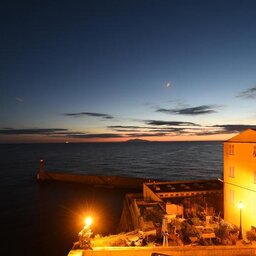 Corsica-Bastia-Hotels-Hôtel-des-Gouverneurs-avond