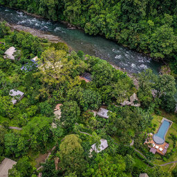 Costa-Rica-Pacuare-Hotel-Pacuare-Lodge-luchtfoto