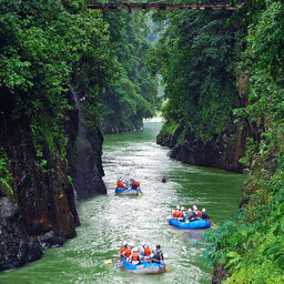 Costa-Rica-Pacuare-Hotel-Pacuare-Lodge-rivier-2