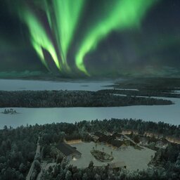 Finland-Lapland-Ivalo-Wilderness-Hotel-Nangu-luchtfoto-noorderlicht