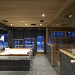 Finland-Lapland-Levi-Spirit-Villas-sauna-hottub-privespa