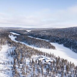 Finland-Lapland-Yllas-L7-Luxury-Lodge-omgeving-luchtfoto