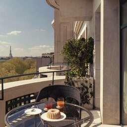Frankrijk-Hotel-Parijs-Cheval Blanc Paris-Junior Suite Balkon