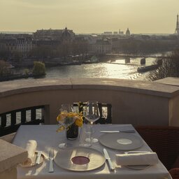 Frankrijk-Hotel-Parijs-Cheval Blanc Paris-Langosteria