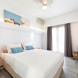 Griekenland-Cycladen-Golden-Beach-Hotel-room2