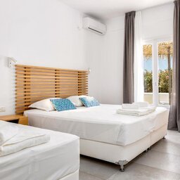 Griekenland-Cycladen-Golden-Beach-Hotel-room3