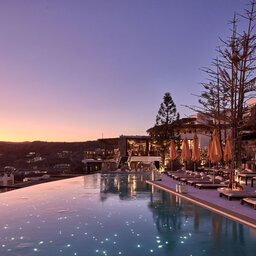 Griekenland-Cycladen-Myconian-Utopia-Resort-pool2