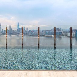 HongKong-Hyatt-Centric-Victoria-Harbour-zwembad