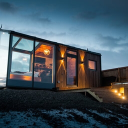 IJsland-Hella-Hotel-Panorama-Glass-Lodge-Hella-lodge2