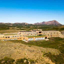 IJsland-Noorden-Fosshotel-Myvatn-hotelgebouw