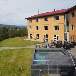 IJsland-Oostkust-Hallormsstadur-Hotel-zwembad