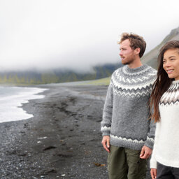 IJsland-Zuidkust-Excursie-Reynisfjara-Black-Beach 4