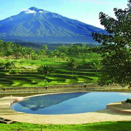 Indonesia-Tailor-made-holidays-Ijen-Resort_Pool-Gardens-View-1200x800