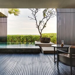 Indonesië-Bali-Soori-detail-terras-met-zwembad