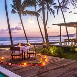 Indonesië-Candidasa-Hotel-Nirwana-Beach-Resort-&-Spa-romantisch-diner
