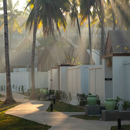 Indonesie-Lombok-The-Kayana-Resort-main-entrance2