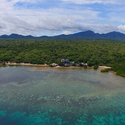 Indonesie-Menjangan-Plataran-Menjangan-Resort-island-view