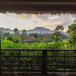 Indonesie-Sidemen-Samanvaya-Resort-uitzicht