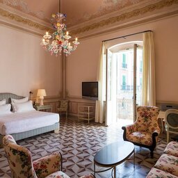 Italie-Palazzo-Margherita-Suite