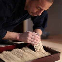 Japan-Matsumoto-Excursies-Soba-making-class-enkel-voor-redactioneel-gebruik-1