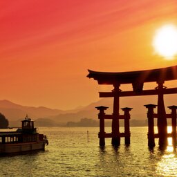 Japan-Miyajima-Hoogtepunt-torii poort1